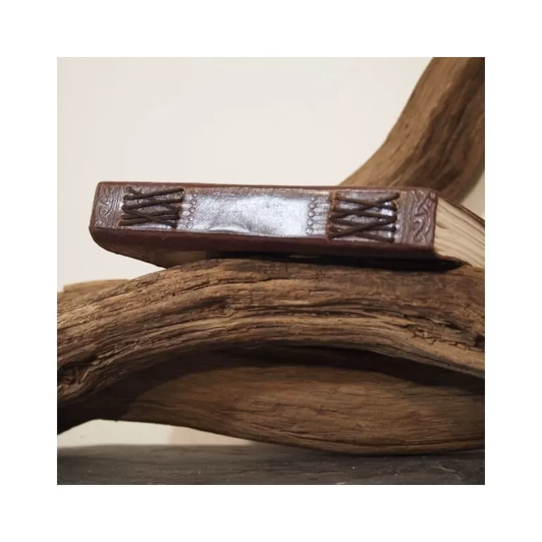 Carnets En Cuir*Skin Project Carnet en cuir - Pentagramme - Crochet - M