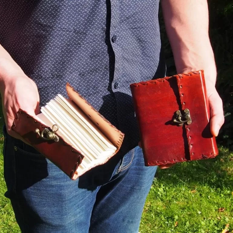 Carnets En Cuir*Skin Project Grimoire en cuir marron – Crochet