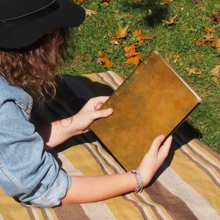 livre_reli_en_cuir_color__zuffer__xl_4.webp Carnets En Cuir*Skin Project Livre relié en cuir coloré - Zuffer - XL