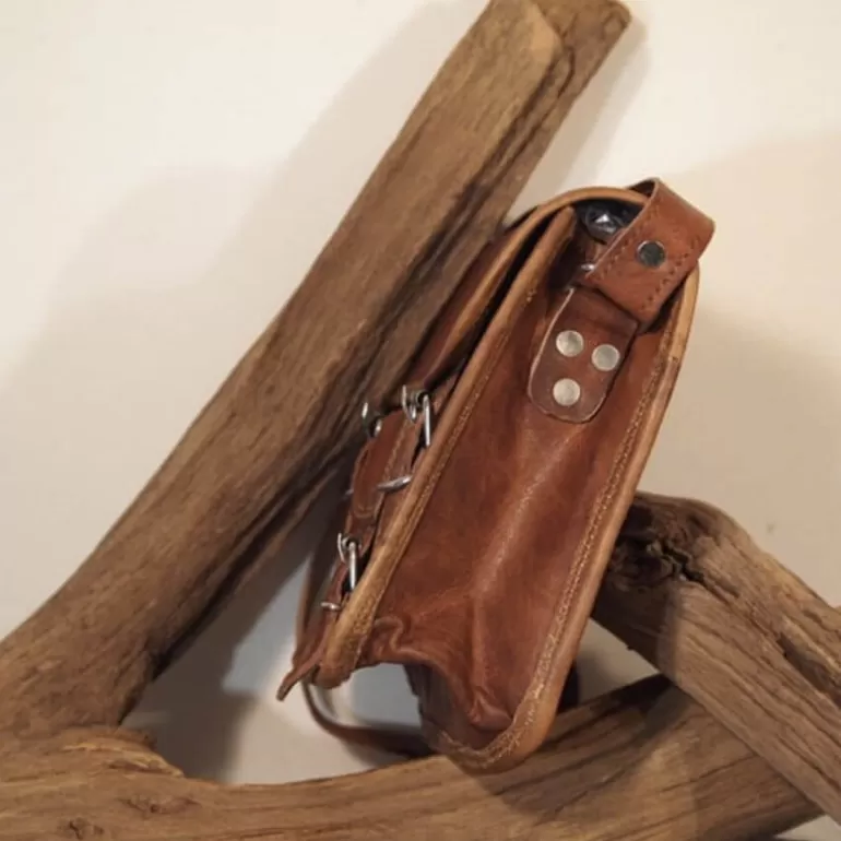 petite_sacoche_en_cuir_vintage___boucles__s_6.webp Sacs À Bandoulière En Cuir | Sacs À Main En Cuir*Skin Project Petite sacoche en cuir vintage – 2 boucles – S