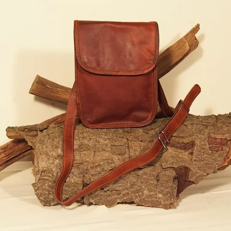 petite_sacoche_haute_en_cuir__pression_aimante__s_4.webp Sacs À Bandoulière En Cuir | Sacs À Main En Cuir*Skin Project Petite sacoche haute en cuir - pression aimantée - S