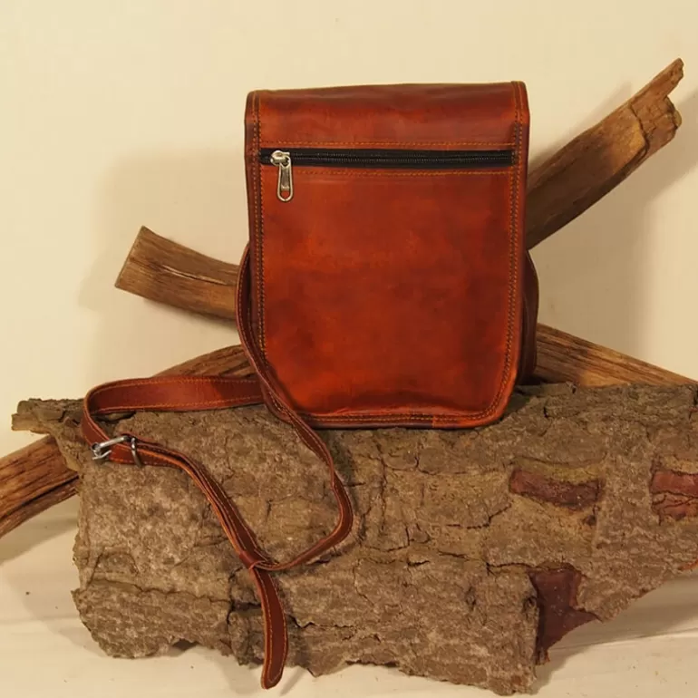 petite_sacoche_haute_en_cuir__pression_aimante__s_9.webp Sacs À Bandoulière En Cuir | Sacs À Main En Cuir*Skin Project Petite sacoche haute en cuir - pression aimantée - S