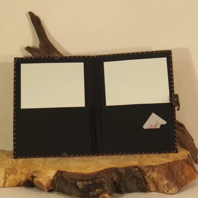 porte_documents_en_cuir_frapp__crochet_3.webp Porte Documents En Cuir*Skin Project Porte documents en cuir frappé – Crochet