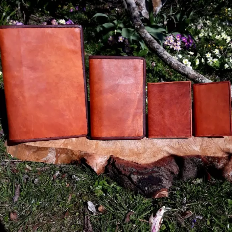 protge_passeport__couverture_calepin_cuir_6.webp Maroquinerie | Couvre Livres En Cuir*Skin Project Protège passeport / couverture calepin cuir