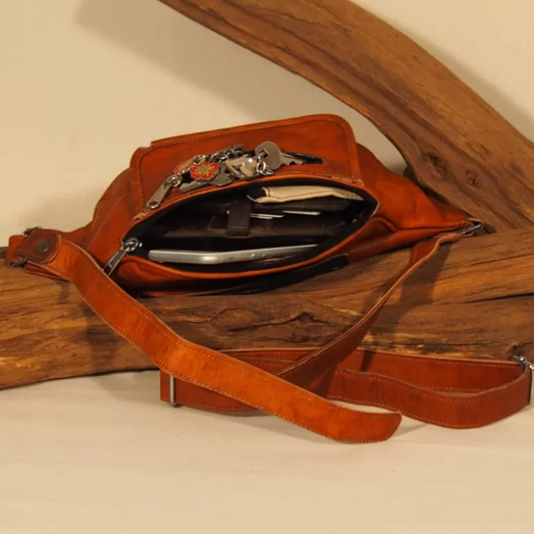 sac_banane_en_cuir_naturel__pochette__soufflet_5.webp Ceintures En Cuir | Ceintures En Cuir*Skin Project Sac Banane en cuir naturel - pochette à soufflet